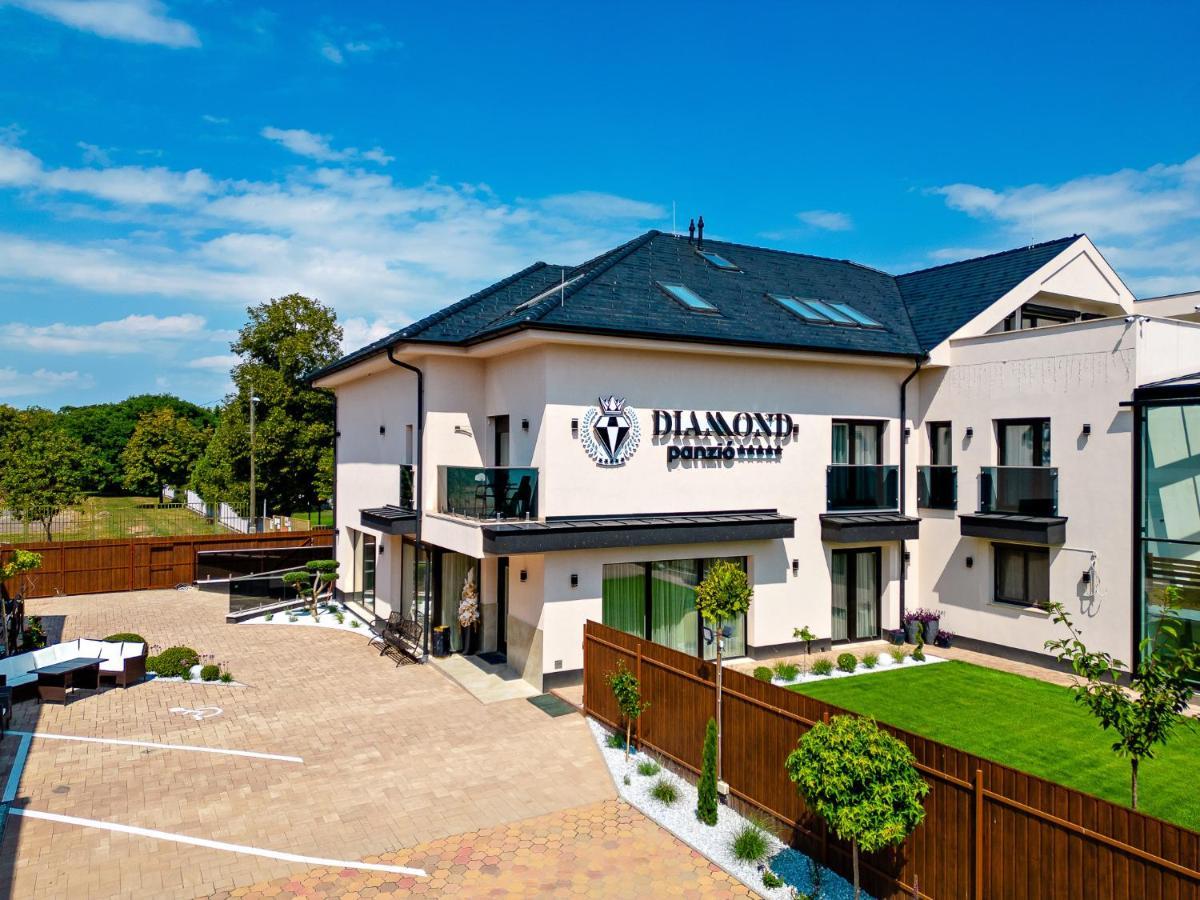 Hajdúszoboszló Diamond Panzio B&B 외부 사진