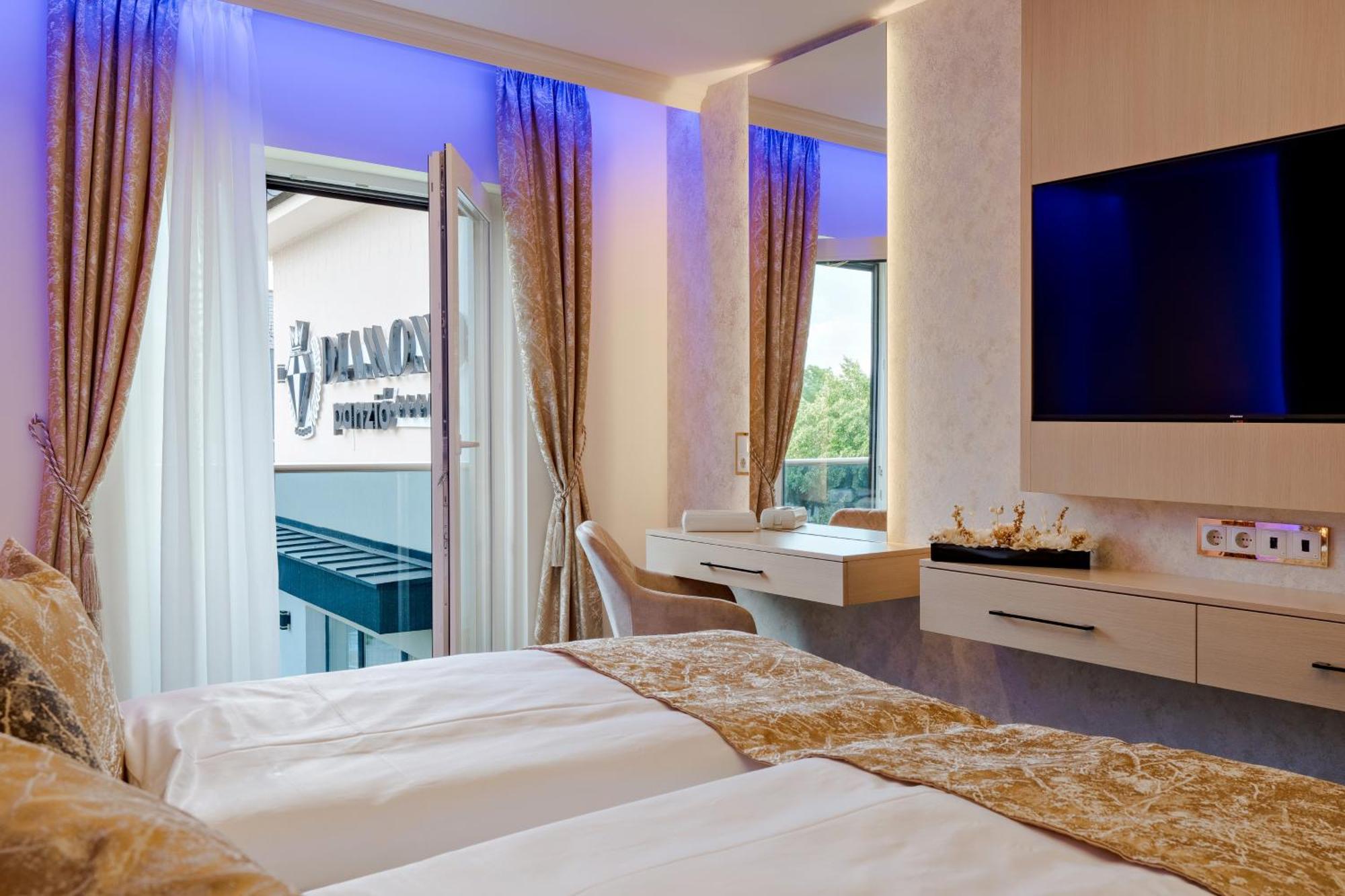 Hajdúszoboszló Diamond Panzio B&B 외부 사진